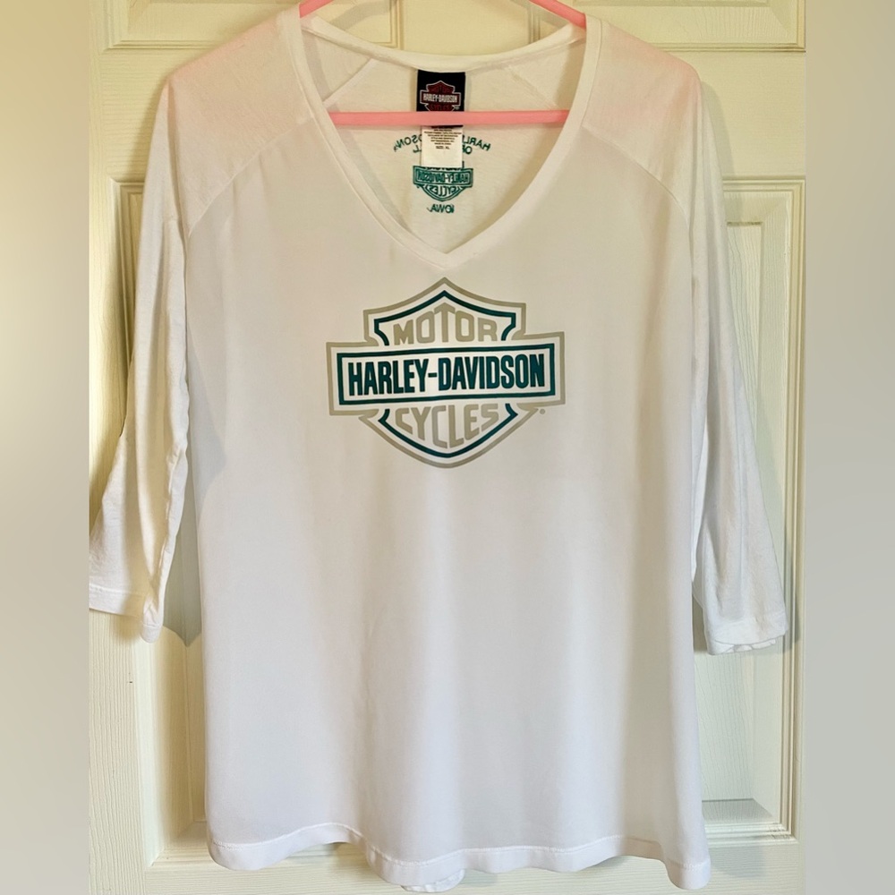XL Harley-Davidson Women's White V-Neck Top-Carroll, Iowa